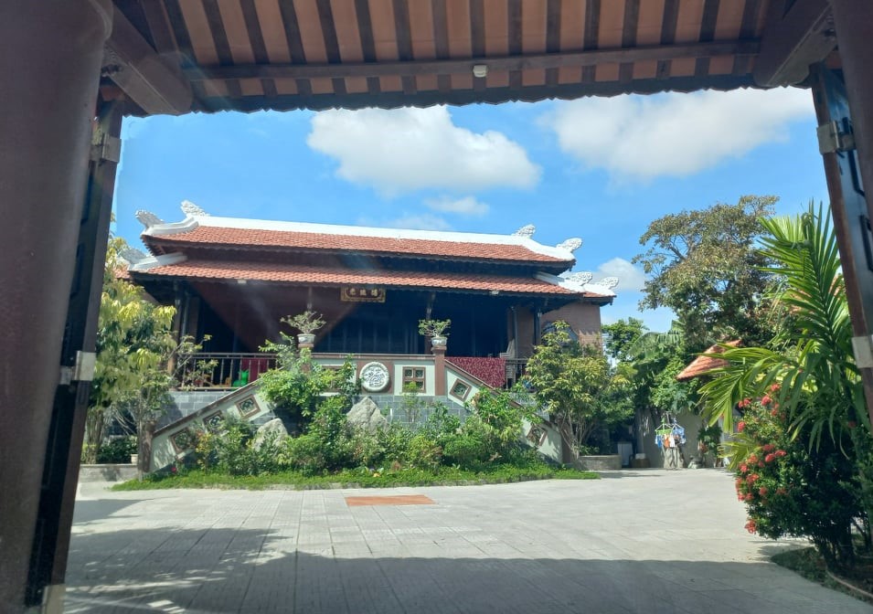 Vì sao biệt phủ xây trái phép ở Thừa Thiên-Huế chưa tháo dỡ? - Ảnh 1. Vì sao biệt phủ xây trái phép ở Thừa Thiên-Huế chưa tháo dỡ? - Ảnh 1.