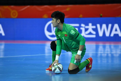 Hồ Văn Ý: Người nhện tuyển futsal Việt Nam - Ảnh 1.