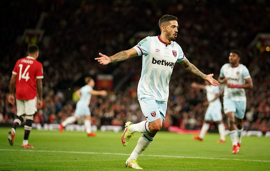 Báo chí Anh chê cười Man United sau cú sốc bị loại ở vòng 3 League Cup - Ảnh 3. Báo chí Anh chê cười Man United sau cú sốc bị loại ở vòng 3 League Cup - Ảnh 3.