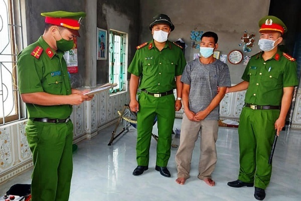 Bắt giữ Nguyễn Quang Trung - đối tượng đánh chủ tịch xã phải nhập viện, khi đang điều hành chống dịch