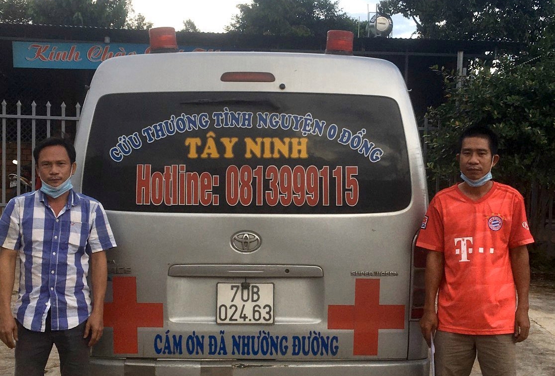 Tạm giữ tài xế xe cứu thương thả F0 xuống trung tâm TP Pleiku - Ảnh 1.