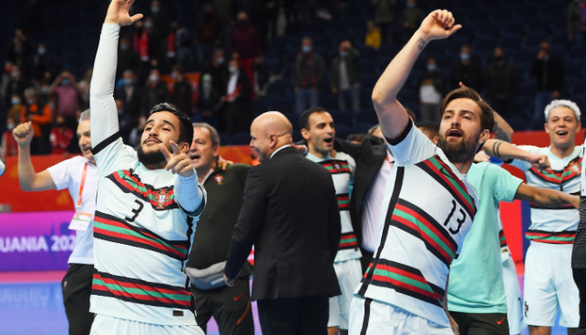 FIFA Futsal World Cup 2021: Tây Ban Nha thua đau, Kazakhstan làm nên lịch sử - Ảnh 6. FIFA Futsal World Cup 2021: Tây Ban Nha thua đau, Kazakhstan làm nên lịch sử - Ảnh 6.