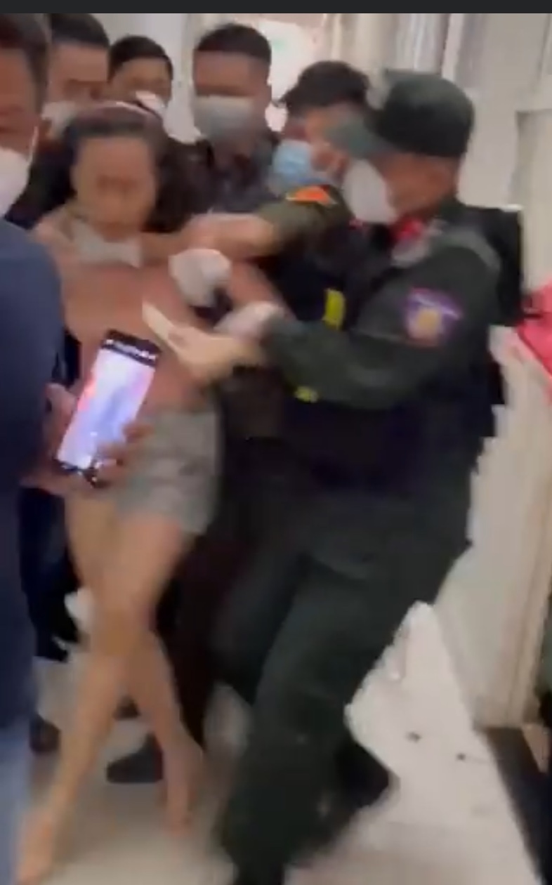 Vụ người phụ nữ bị cưỡng chế test nhanh ở Bình Dương: Yêu cầu báo cáo vụ việc - Ảnh 1.