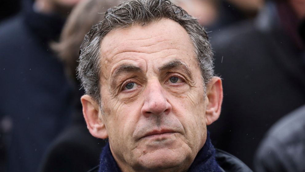 Cựu Tổng thống Pháp Nicolas Sarkozy bị kết án - Ảnh 1.