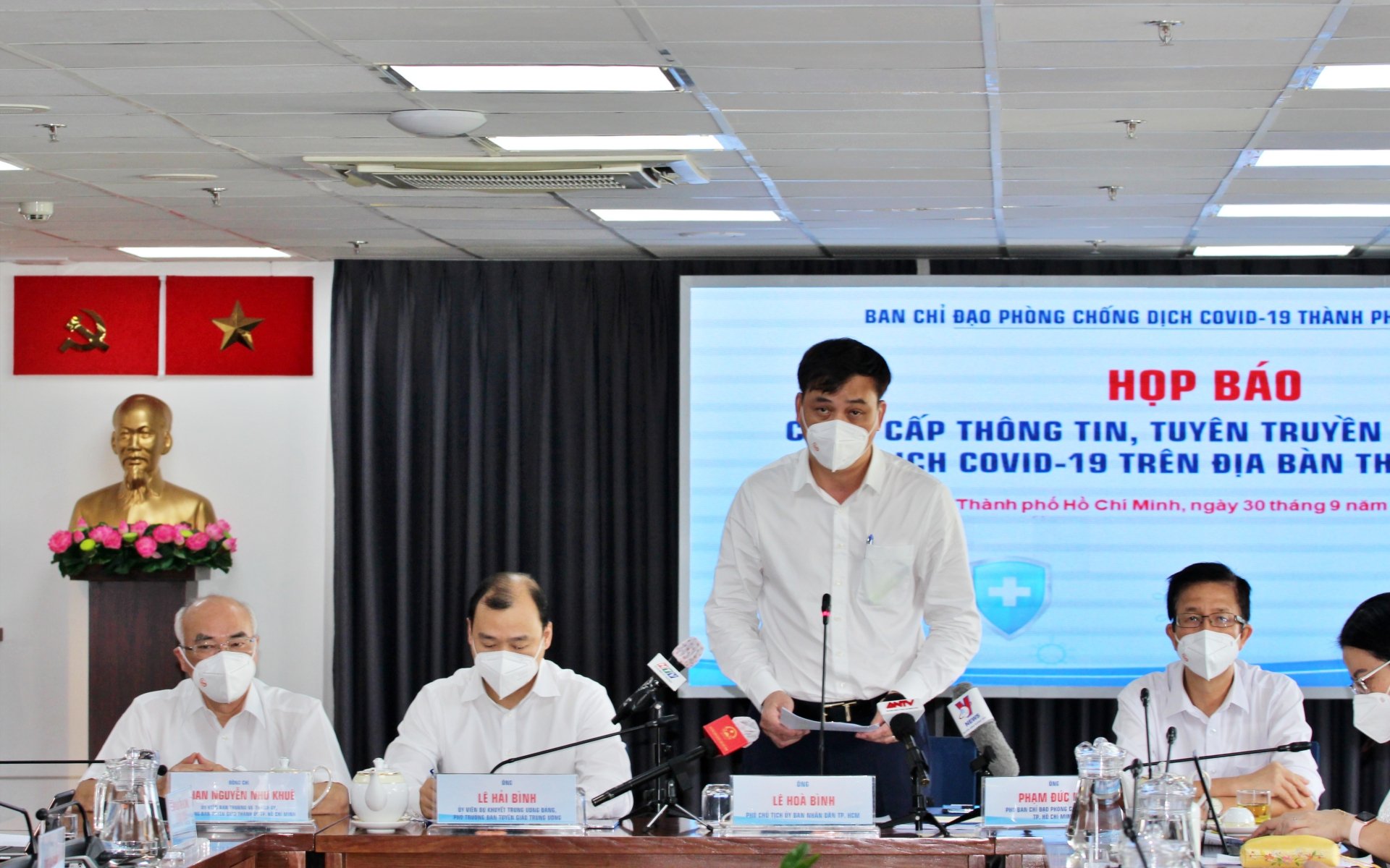 NÓNG: TP HCM chính thức ban hành Chỉ thị nới lỏng, mở cửa từ sau ngày 30-9 - Ảnh 1. NÓNG: TP HCM chính thức ban hành Chỉ thị nới lỏng, mở cửa từ sau ngày 30-9 - Ảnh 1.