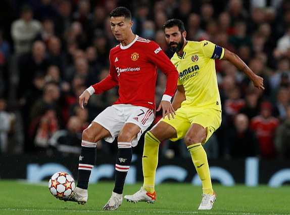 Champions League 2021-2022: Ronaldo nổ súng phút 90+5, Man United hạ gục Villarreal - Ảnh 2.