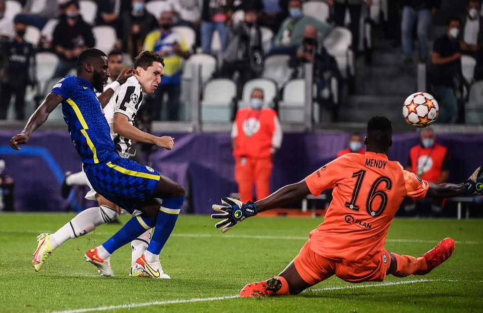 Trắng tay trước Juventus, ĐKVĐ châu Âu Chelsea mất ngôi đầu - Ảnh 4. Trắng tay trước Juventus, ĐKVĐ châu Âu Chelsea mất ngôi đầu - Ảnh 4.