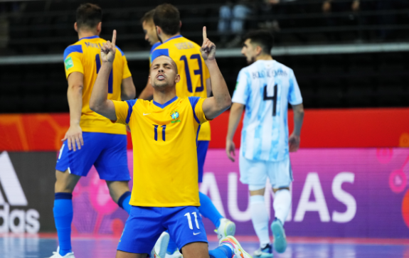 Argentina hạ Brazil, vào chung kết FIFA Futsal World Cup 2021 - Ảnh 3.