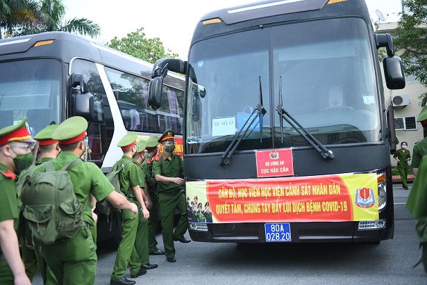 Thêm gần 1.000 học viên công an chi viện các tỉnh phía Nam chống dịch Covid-19 - Ảnh 1.