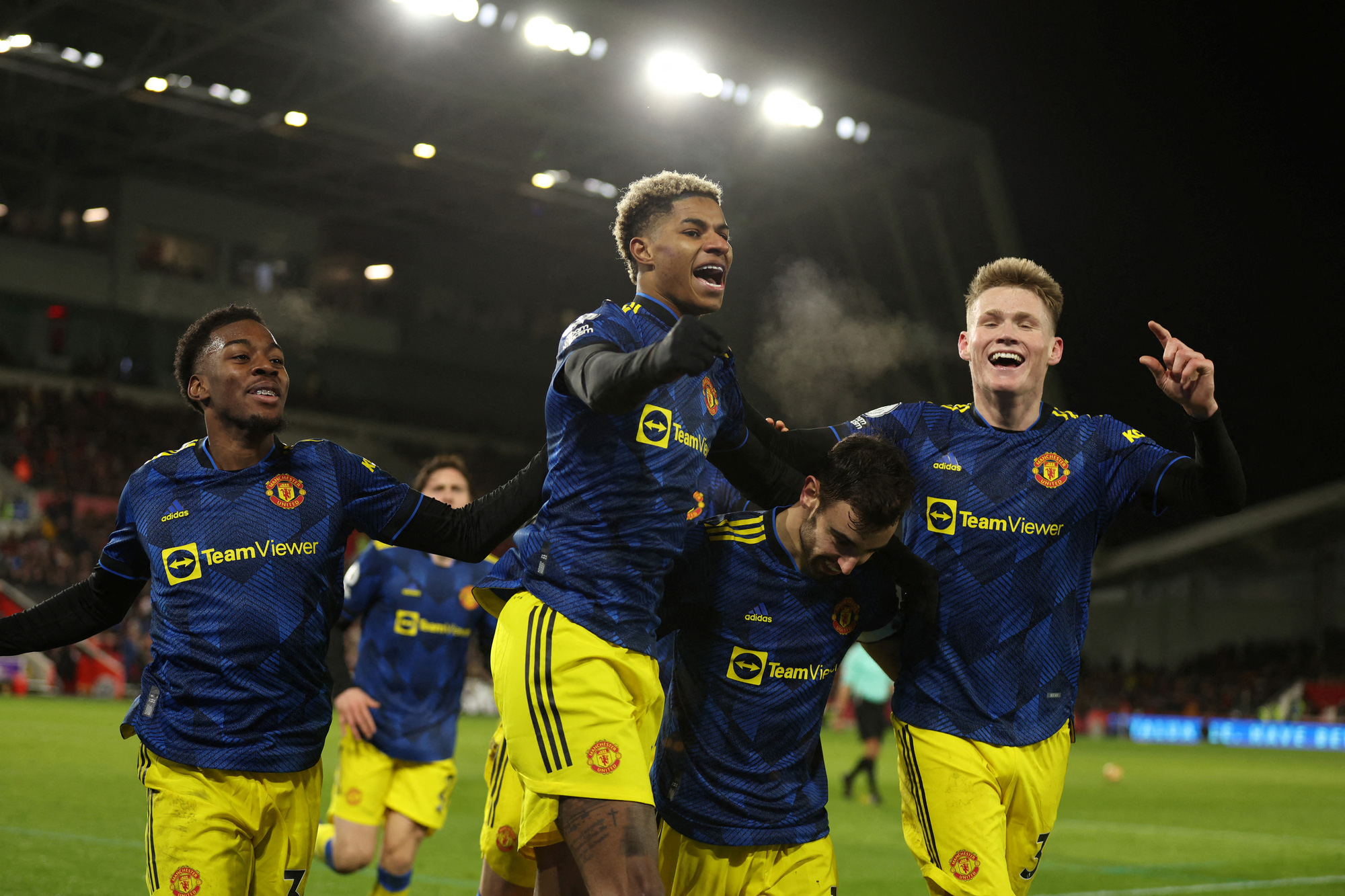 Sao trẻ tỏa sáng, Man United bùng nổ hạ chủ nhà Brentford - Ảnh 6.