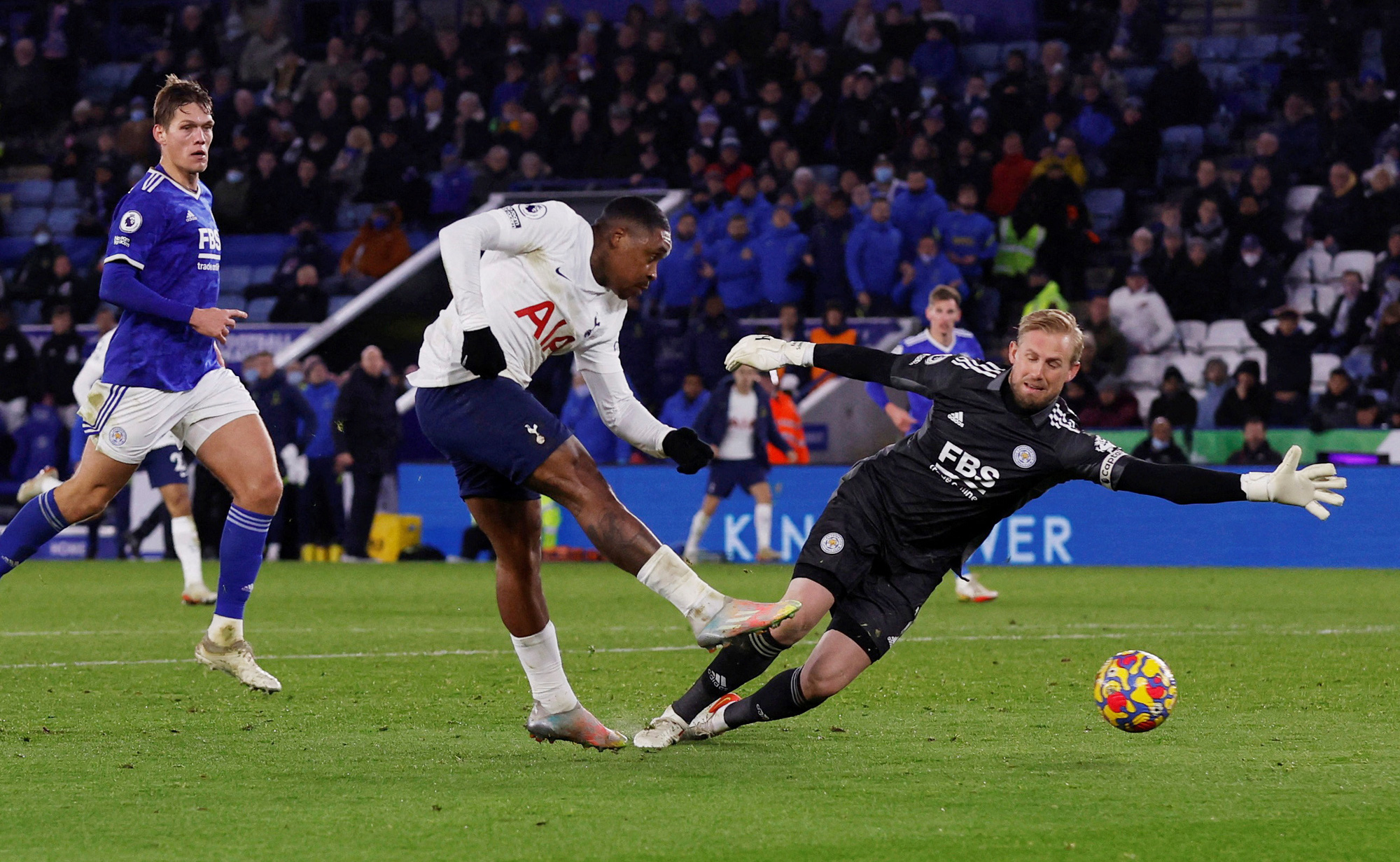 Ngược dòng điên rồ trước Leicester, Tottenham mơ Top 4 Ngoại hạng - Ảnh 5.