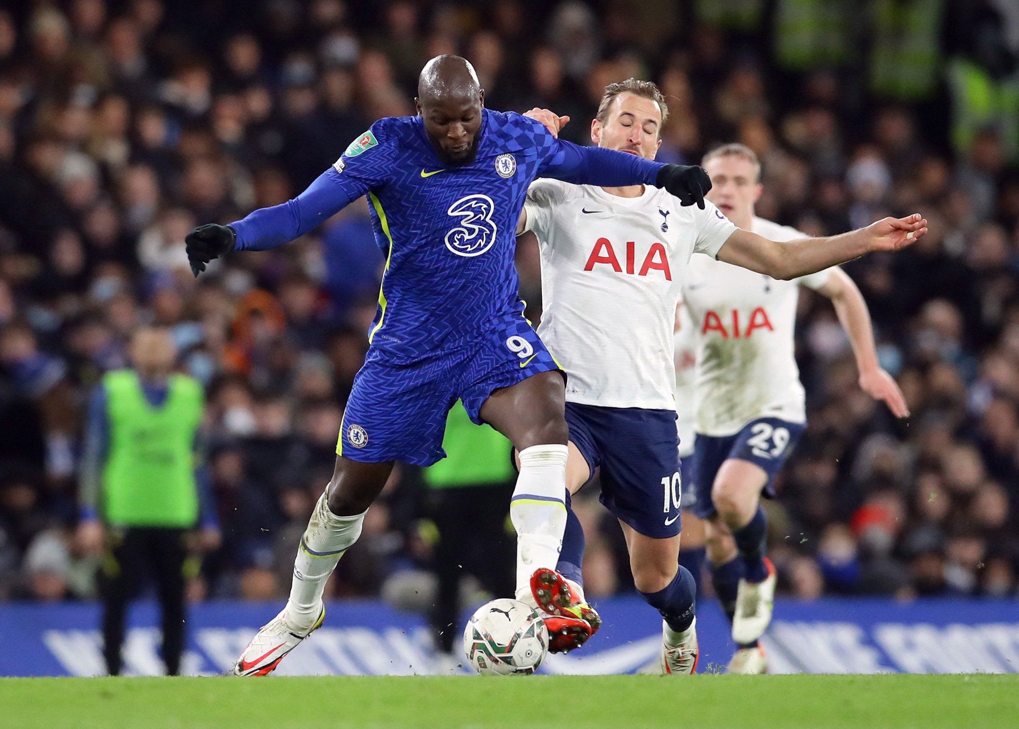 Tottenham thua ngỡ ngàng, Chelsea thăng hoa tại Stamford Bridge - Ảnh 2.