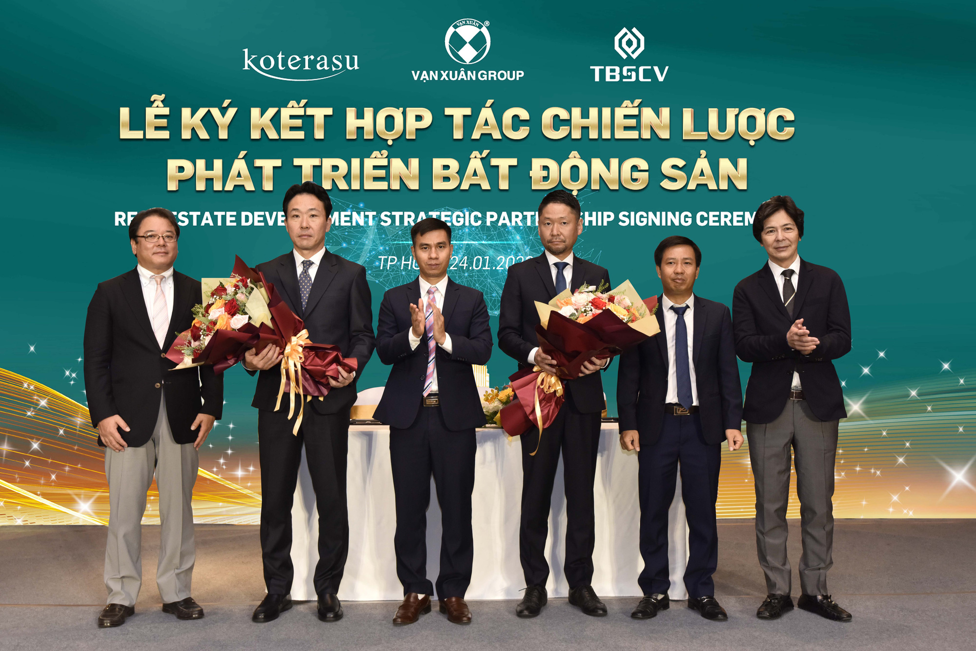 Vạn Xuân Group ký kết hợp tác chiến lược phát triển bất động sản với Koterasu và TBS Capital VN - Ảnh 2.