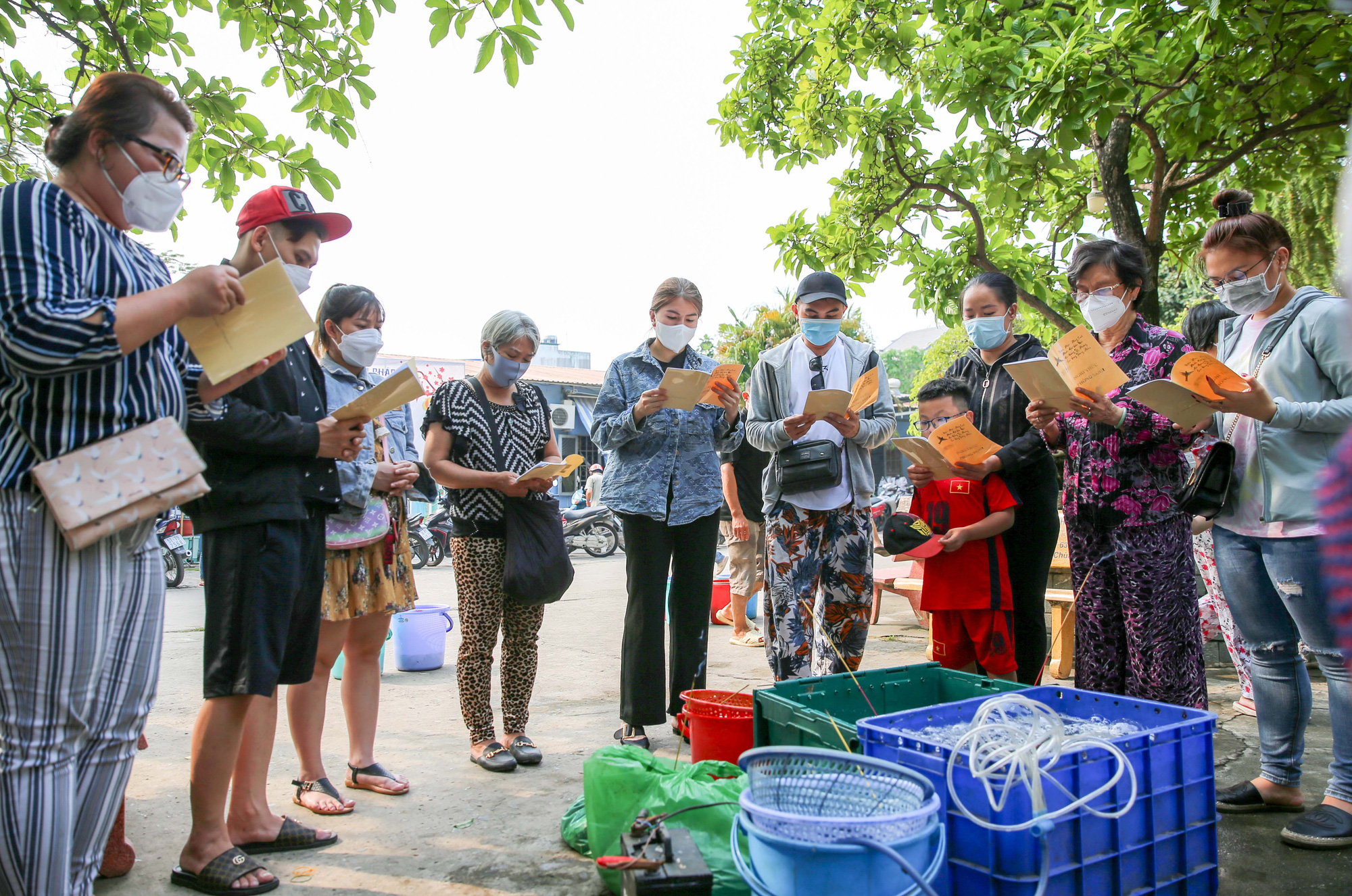 Phóng sanh ngày ông Táo về trời - Ảnh 6.