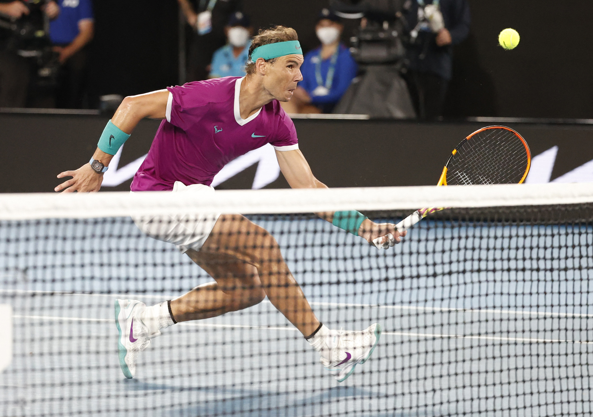 Ngược dòng thắng ngoạn mục, Rafael Nadal phá kỷ lục Grand Slam - Ảnh 4.