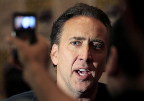 Tài tử Nicolas Cage: “Diễn viên điện ảnh cần biết sử dụng súng!” - Ảnh 1.