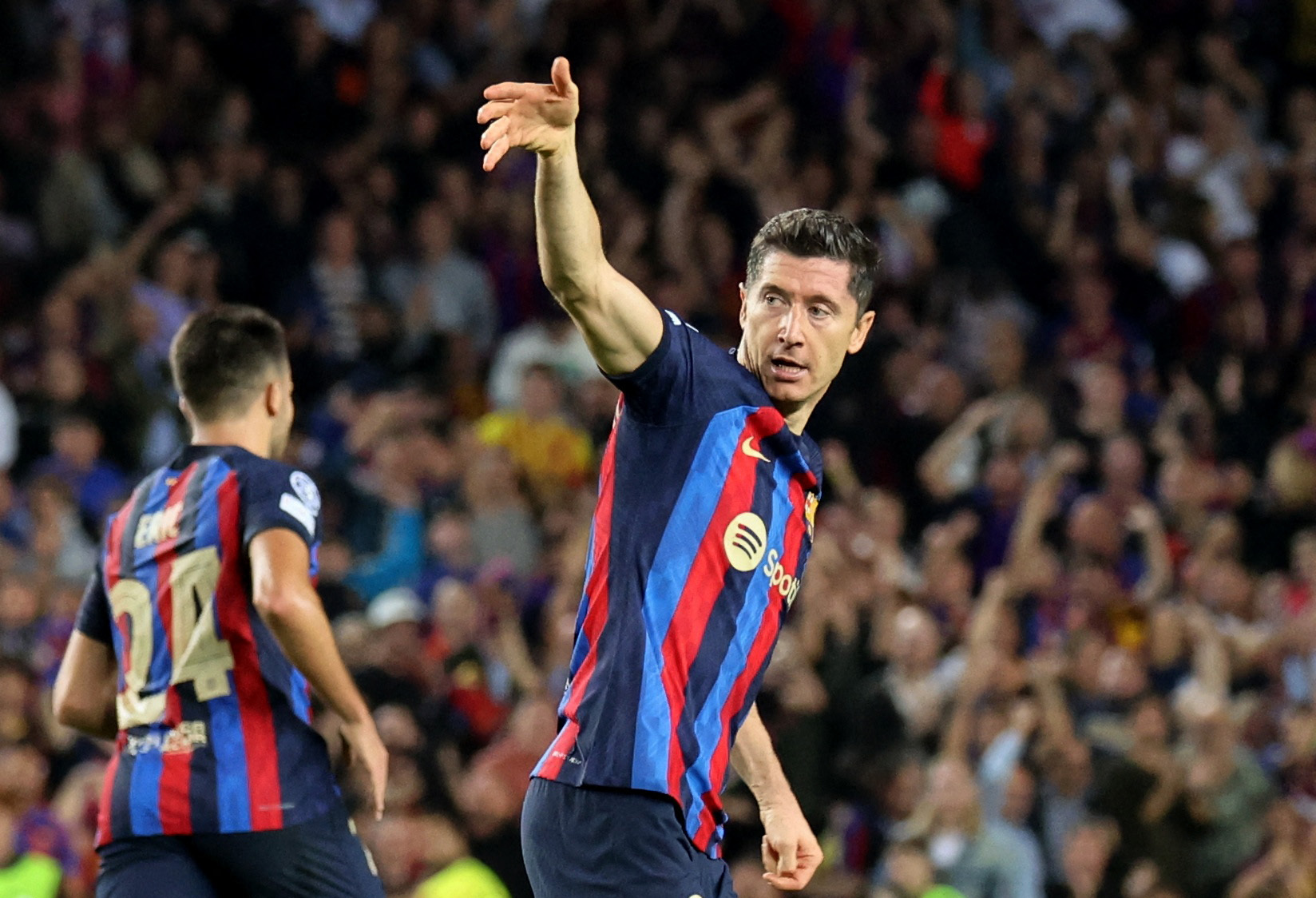 Rượt đuổi 6 bàn ở Nou Camp, Barcelona cạn dần giấc mơ Champions League - Ảnh 4.