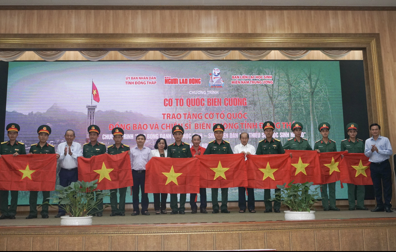 Niềm vui lan tỏa đất sen hồng - Ảnh 1.