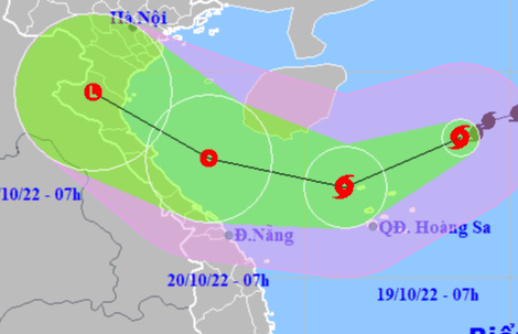 2 kịch bản bão số 6 đổ bộ và ảnh hưởng đến khu vực miền Trung - Ảnh 1.