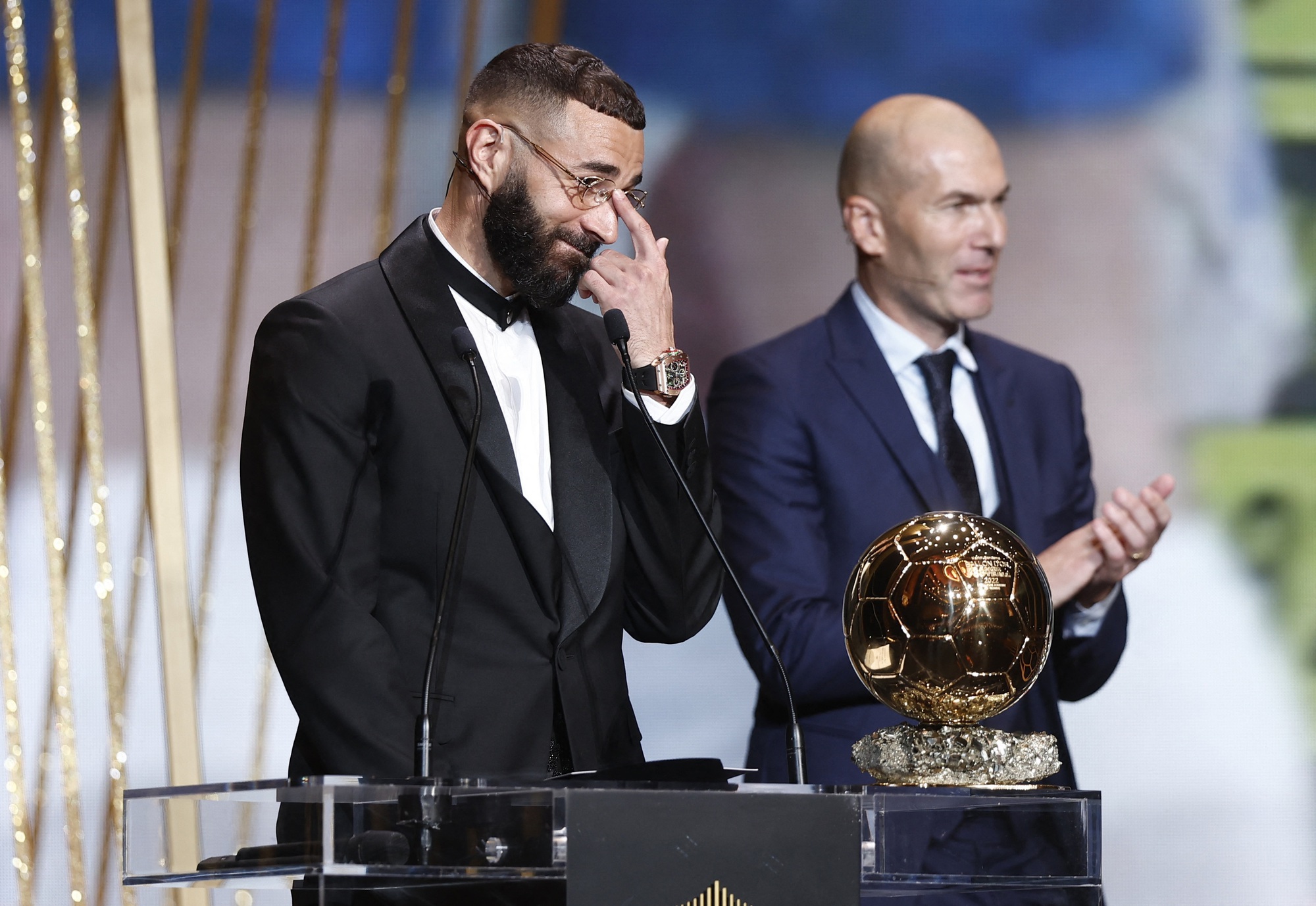 Karim Benzema và Quả bóng vàng 2022: Karim Benzema đã trở lại đội tuyển Pháp và hy vọng sẽ cùng đồng đội giành chiến thắng tại Giải vô địch bóng đá thế giới