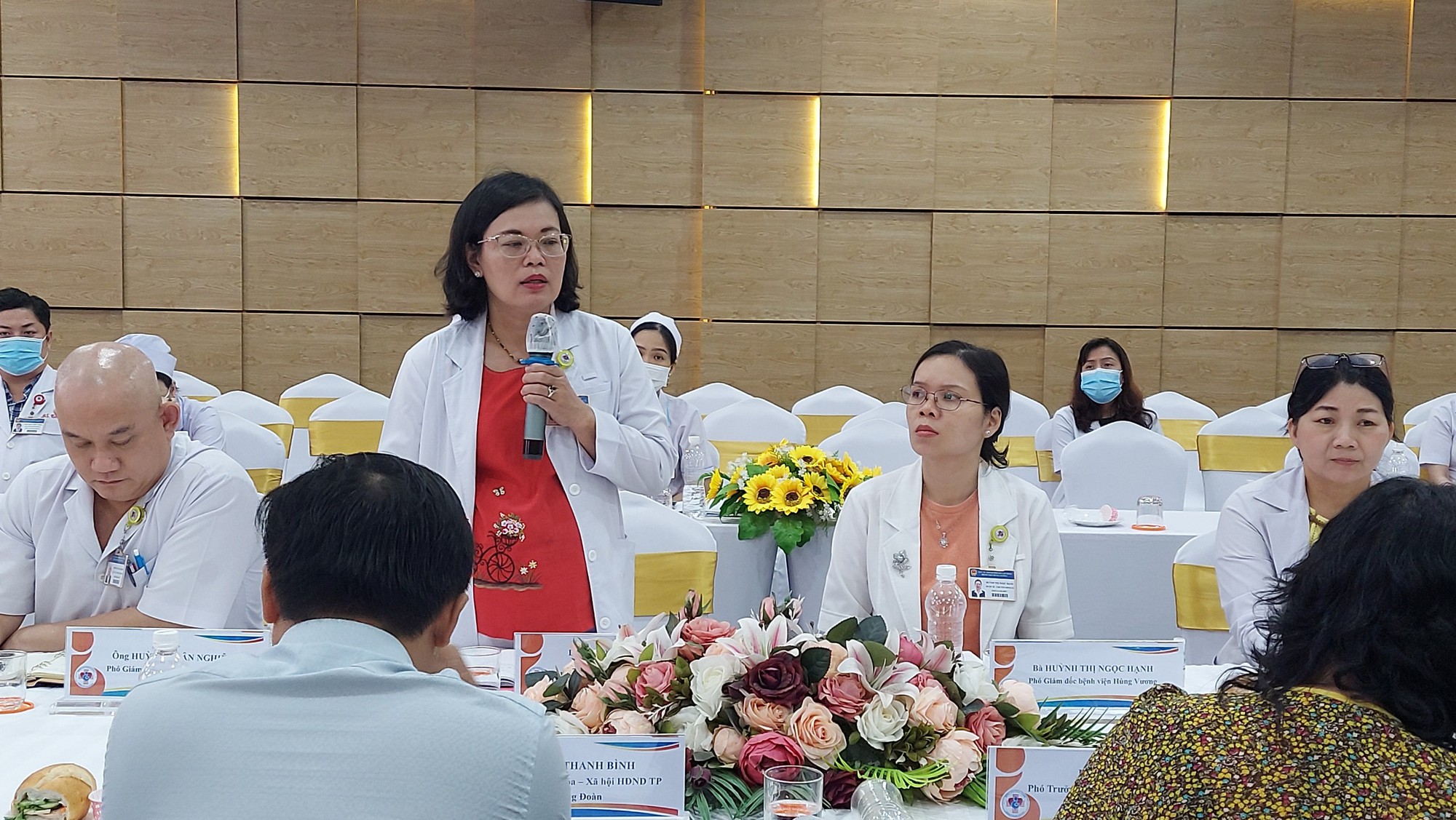 Khó tuyển nhân viên công nghệ thông tin tại bệnh viện - Ảnh 1. Khó tuyển nhân viên công nghệ thông tin tại bệnh viện - Ảnh 1.