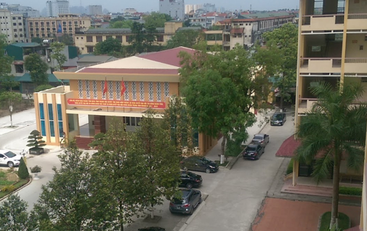 5 cán bộ ở Thanh Hóa bị khai trừ Đảng do đánh bạc, làm giả tài liệu - Ảnh 1. 5 cán bộ ở Thanh Hóa bị khai trừ Đảng do đánh bạc, làm giả tài liệu - Ảnh 1.