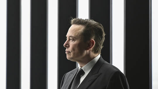 Tỉ phú Elon Musk cam kết chắc nịch, Ukraine thở phào - Ảnh 1.
