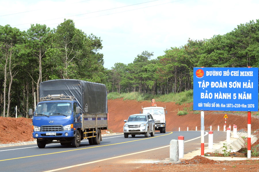 Tập đoàn Sơn Hải cam kết bảo hành đường cao tốc đến 10 năm - Ảnh 1.