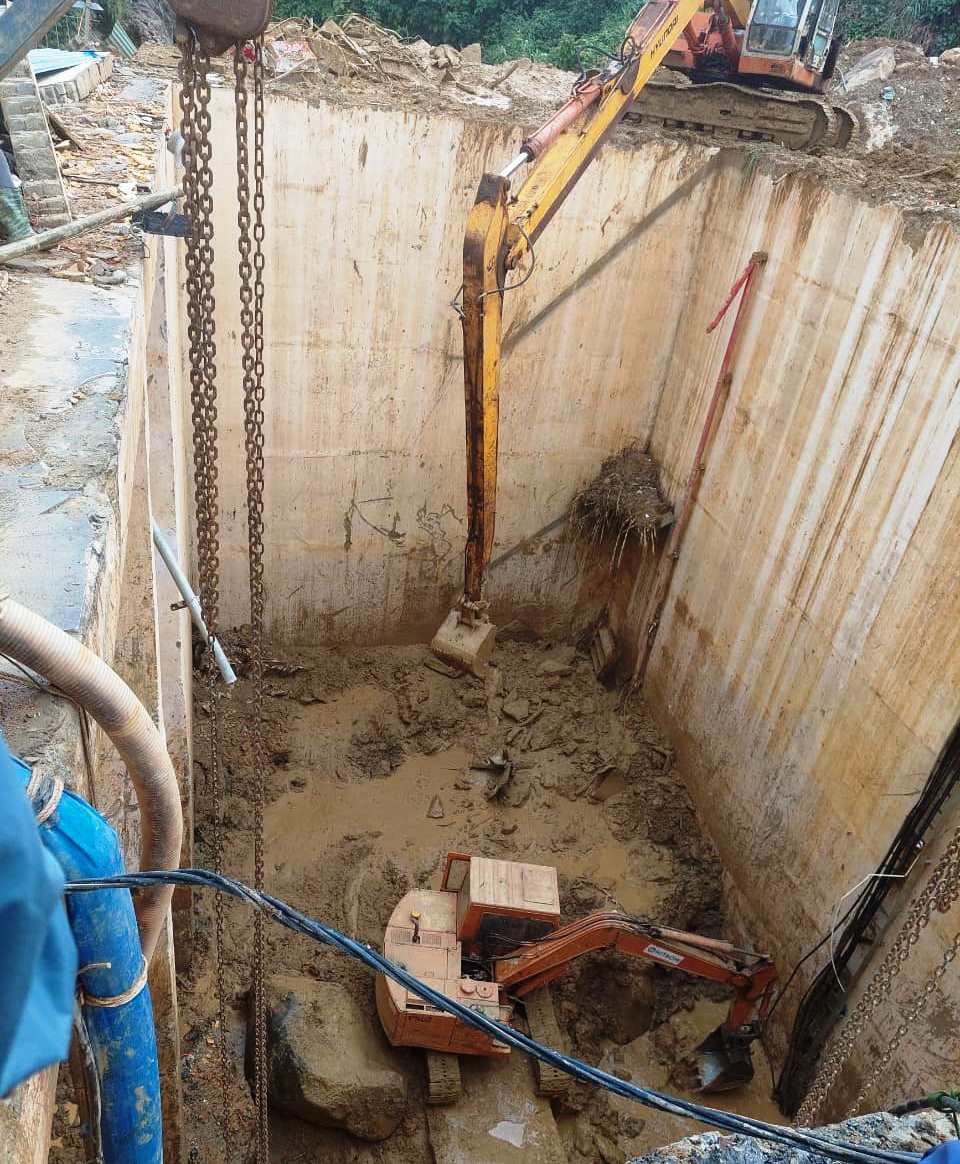 Tìm thấy thi thể nạn nhân vụ sạt lở Thủy điện Kà Tinh sau 18 ngày - Ảnh 2.