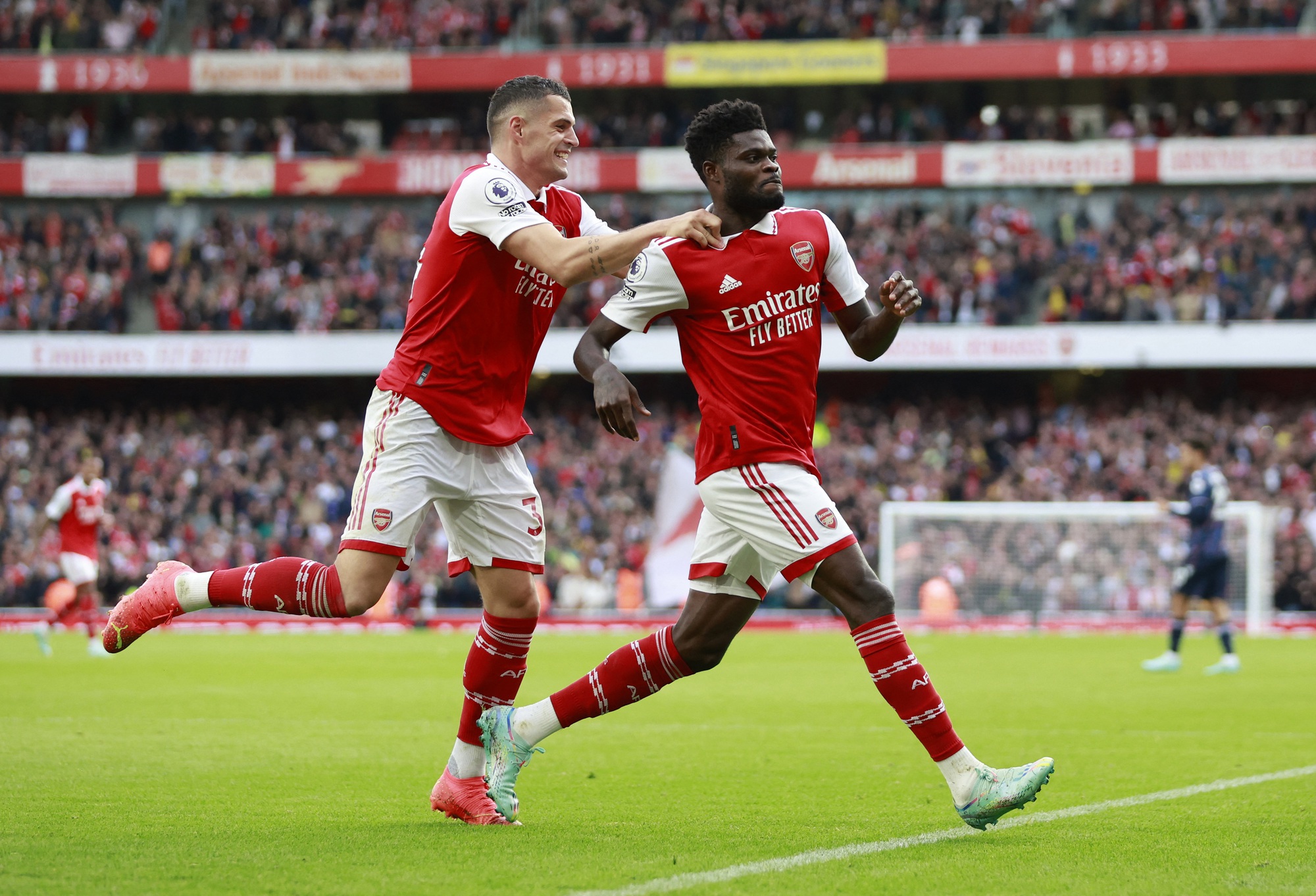 Đại thắng 5 sao Nottingham Forest, Arsenal trở lại đỉnh bảng Ngoại hạng - Ảnh 6.