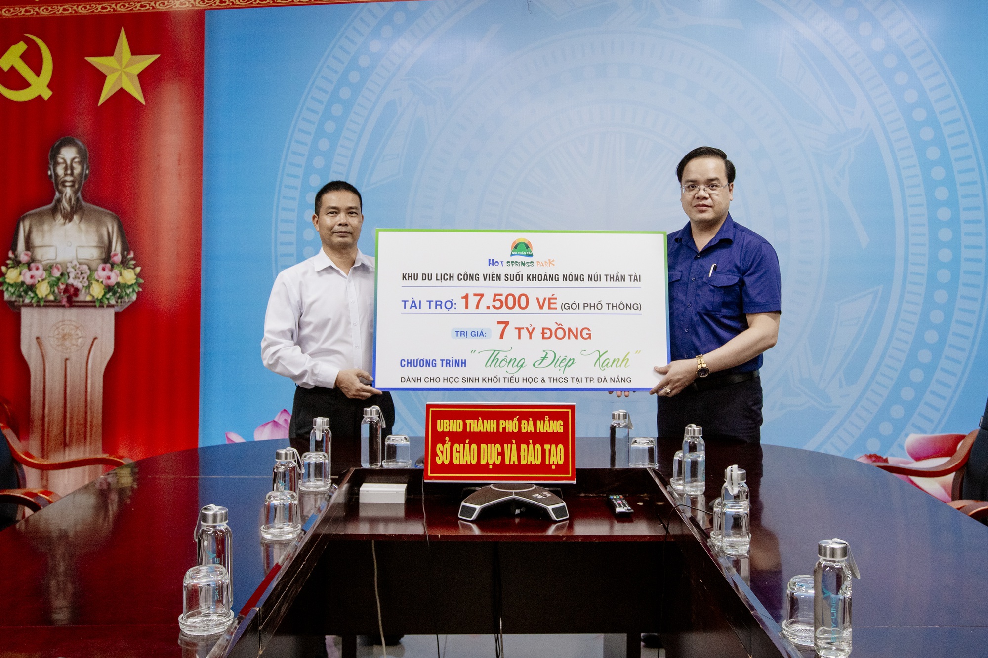 Đà Nẵng khởi động chương trình Thông Điệp Xanh - Ảnh 1. Đà Nẵng khởi động chương trình Thông Điệp Xanh - Ảnh 1.