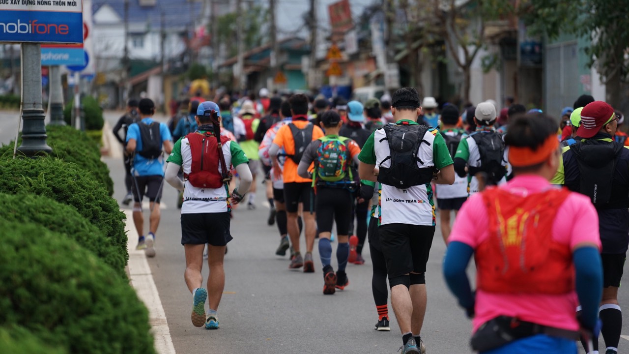 Gần 2.000 VĐV chinh phục Giải Chạy địa hình Lâm Đồng Trail 2022 - Ảnh 5.