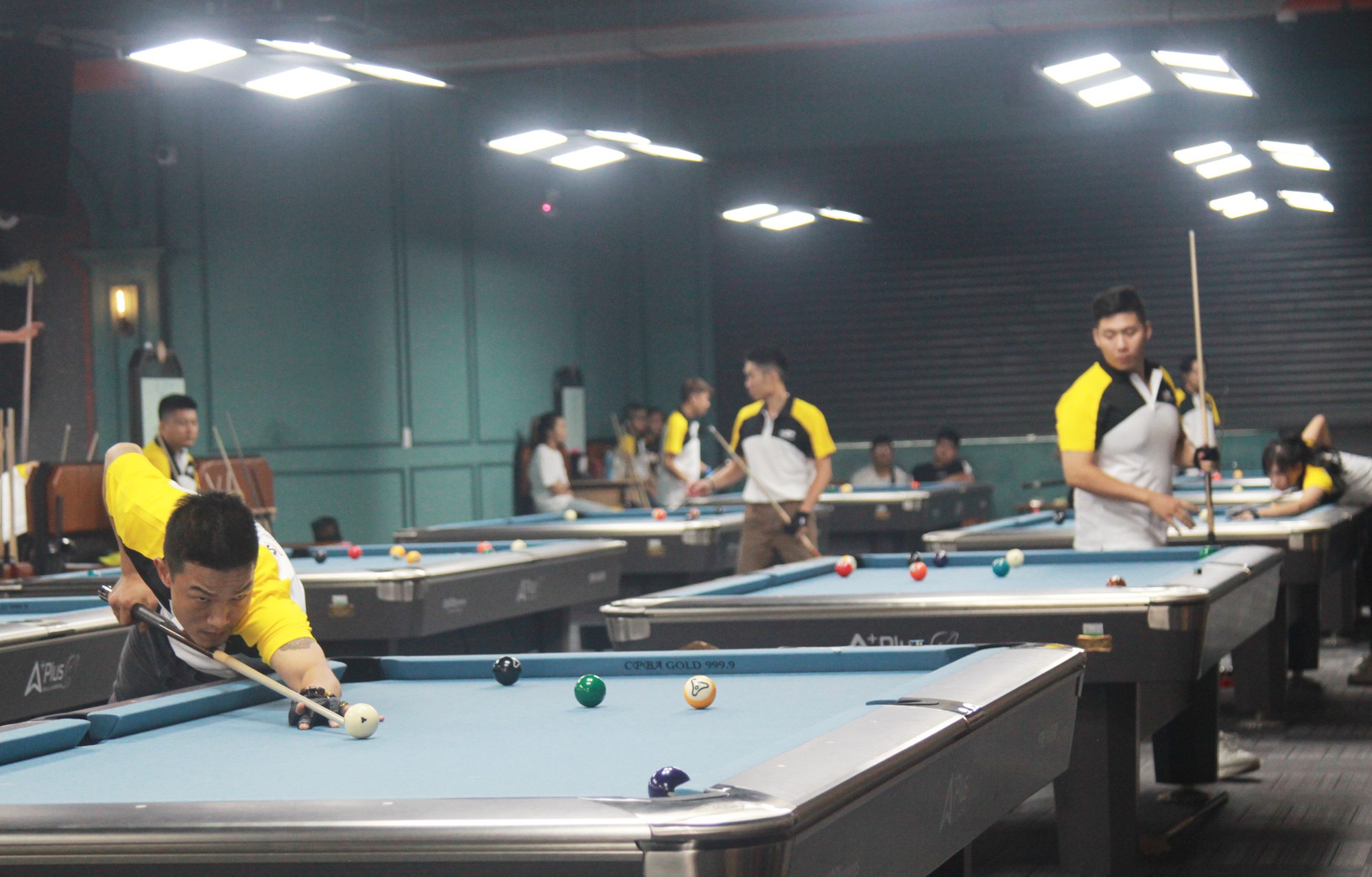 Dàn “bóng hồng” khuấy động giải Billiards pool 9 bi TP HCM mở rộng - Ảnh 1.