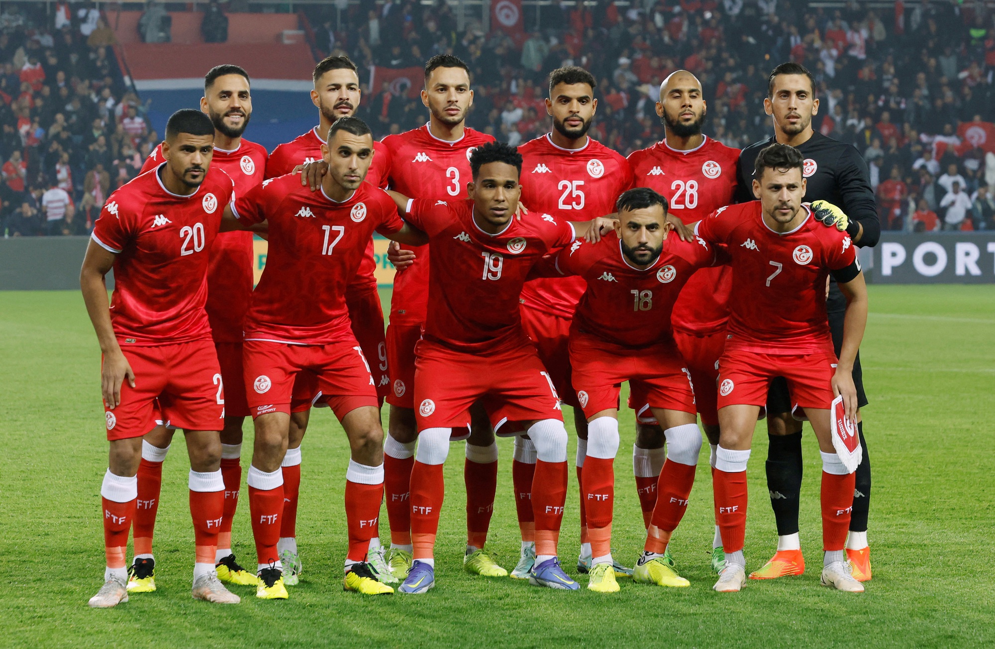 World Cup 2022: Danh sách 831 cầu thủ của 32 đội tuyển - Ảnh 9.