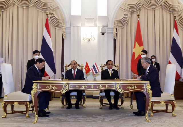 Việt Nam-Thái Lan ký Chương trình Hành động triển khai quan hệ Đối tác Chiến lược tăng cường - Ảnh 4.