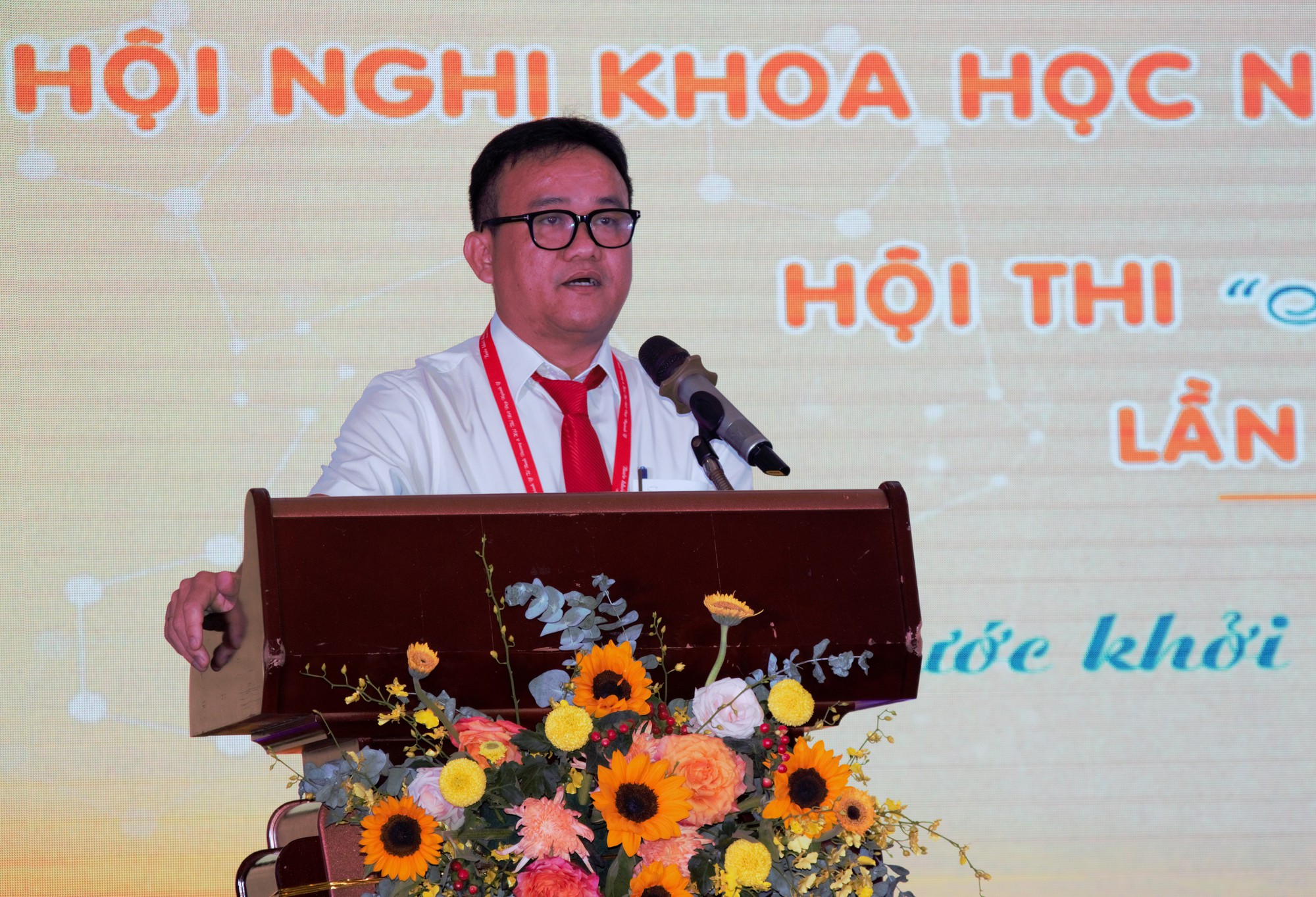 Bình Dương tổ chức hội nghị khoa học kỹ thuật ngành y tế - Ảnh 1. Bình Dương tổ chức hội nghị khoa học kỹ thuật ngành y tế - Ảnh 1.