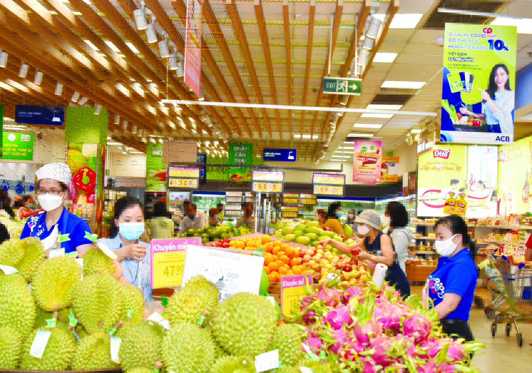 Thị trường Tết: Việc chờ người làm - Hàng đợi người mua - Ảnh 1. Thị trường Tết: Việc chờ người làm - Hàng đợi người mua - Ảnh 1.