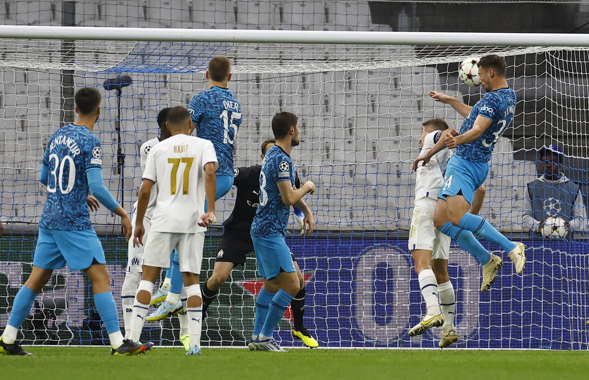 Ngược d&ograve;ng đẳng cấp, Tottenham loại Marseille ở chảo lửa Velodrome - Ảnh 5.