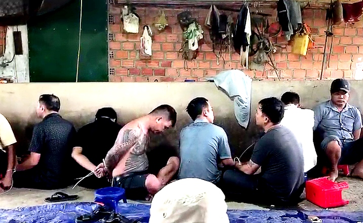 Khám Phá Xóc Đĩa - Trò Chơi Hấp Dẫn Và Kỹ Năng Chiến Thắng