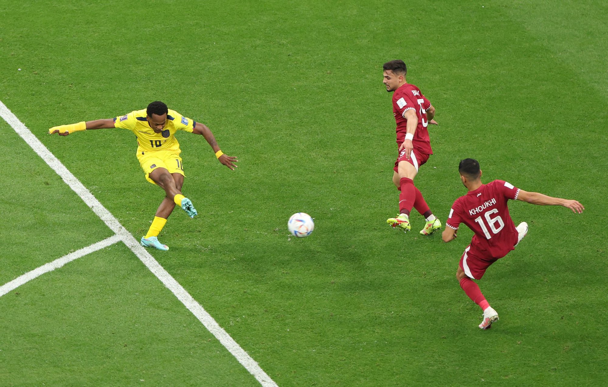 Qatar - Ecuador: Thi đấu bế tắc, chủ nhà nhận thất bại 0-2 trận khai mạc - Ảnh 6.