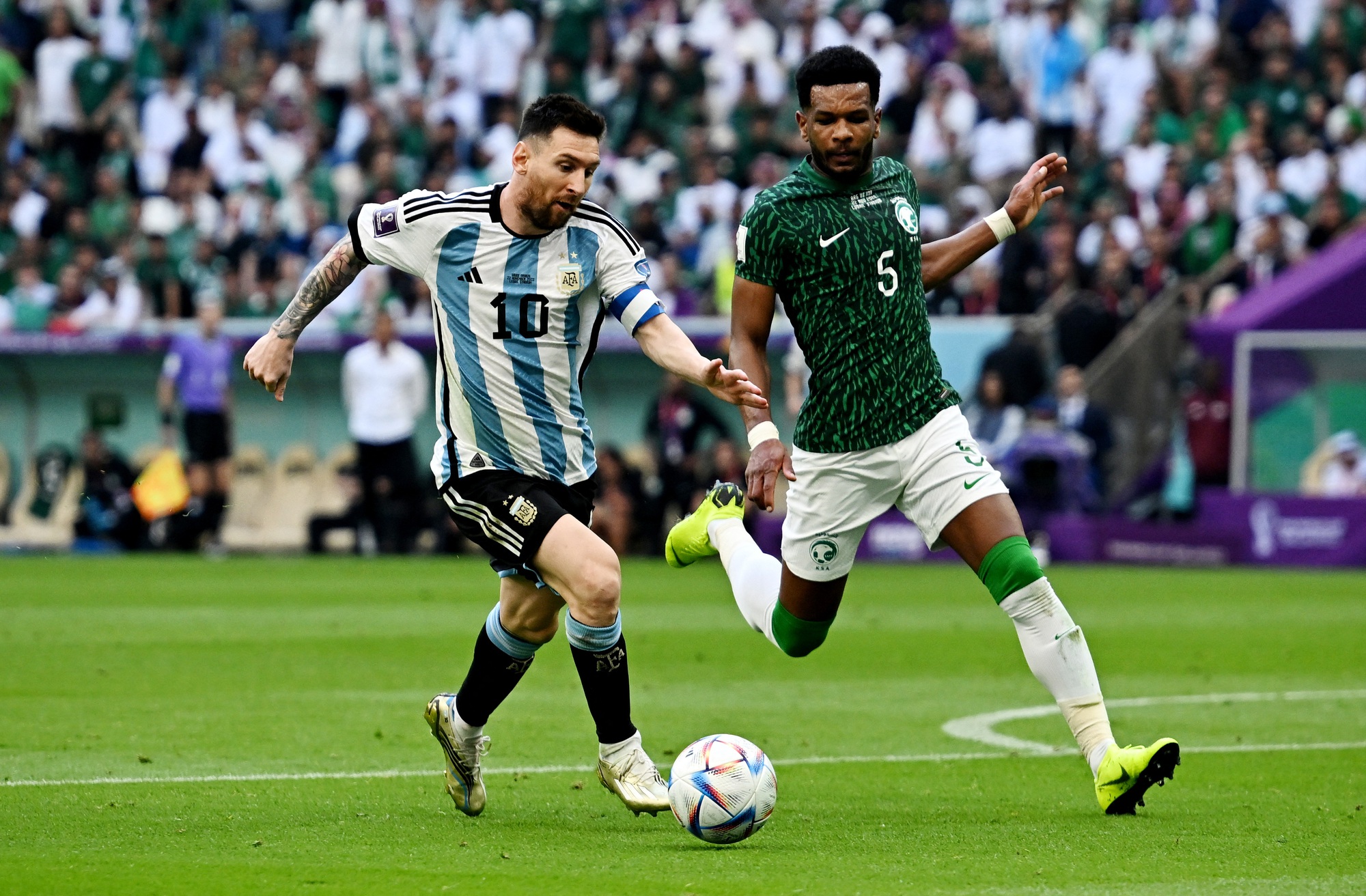Argentina thua sốc Ả Rập Saudi trận đầu ra quân World Cup 2022 - Ảnh 10.