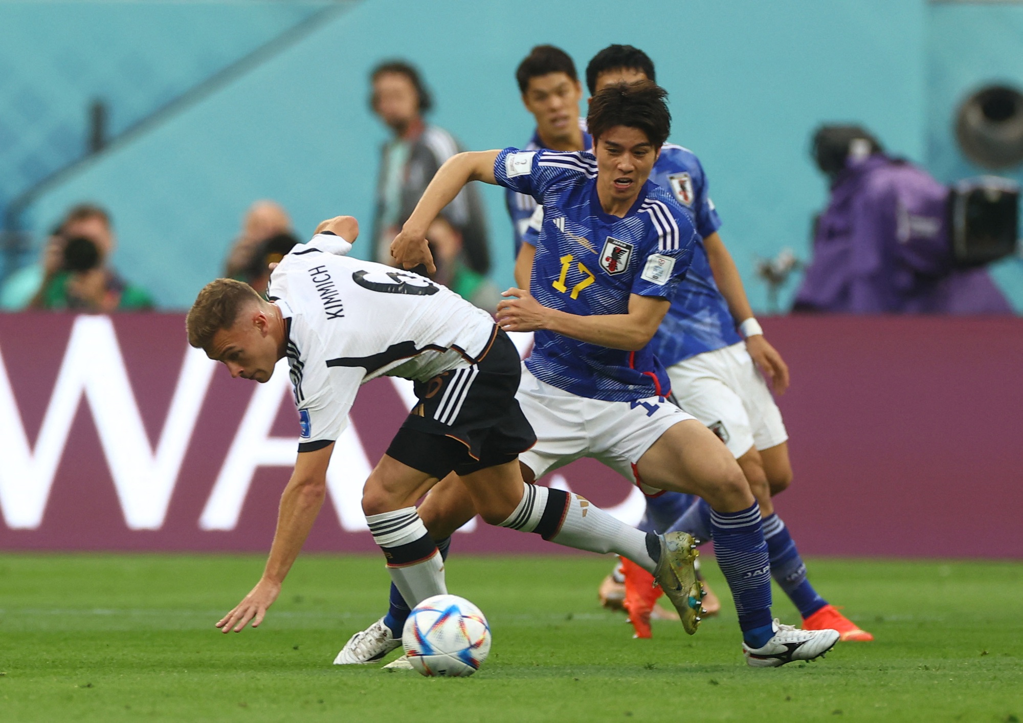 Hạ tuyển Đức, cầu thủ Nhật Bản chúc… Hàn Quốc thắng Uruguay - Ảnh 1.