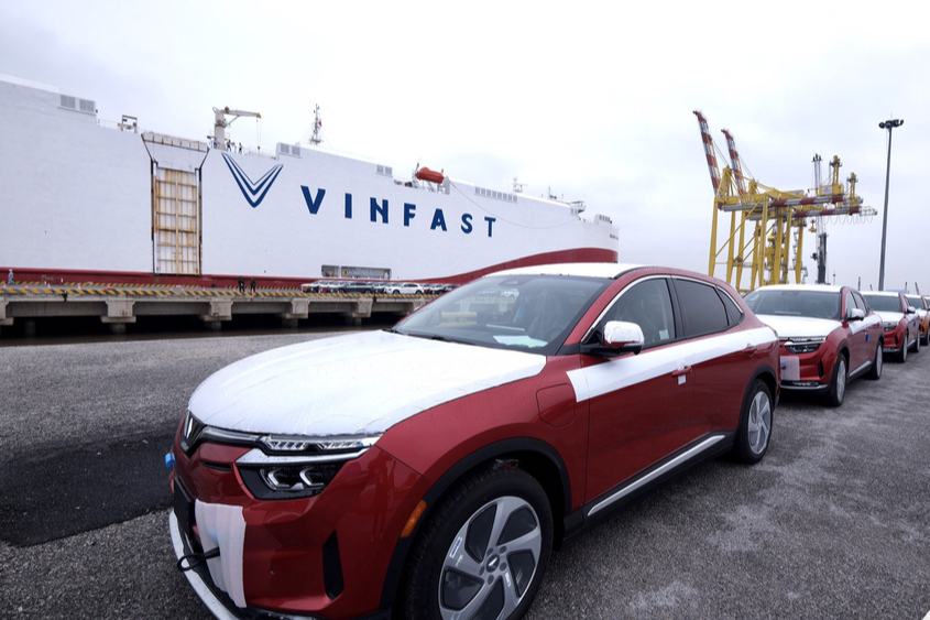 Thủ tướng Phạm Minh Chính dự lễ xuất khẩu lô xe điện VF 8 của VinFast sang Mỹ - Ảnh 5.
