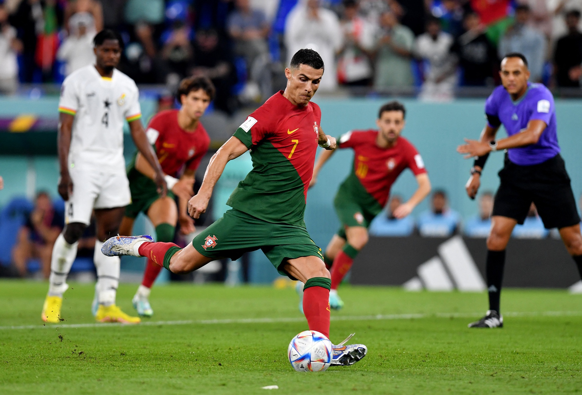 Bồ Đào Nha - Ghana 3-2: Chiến thắng chật vật  - Ảnh 4.