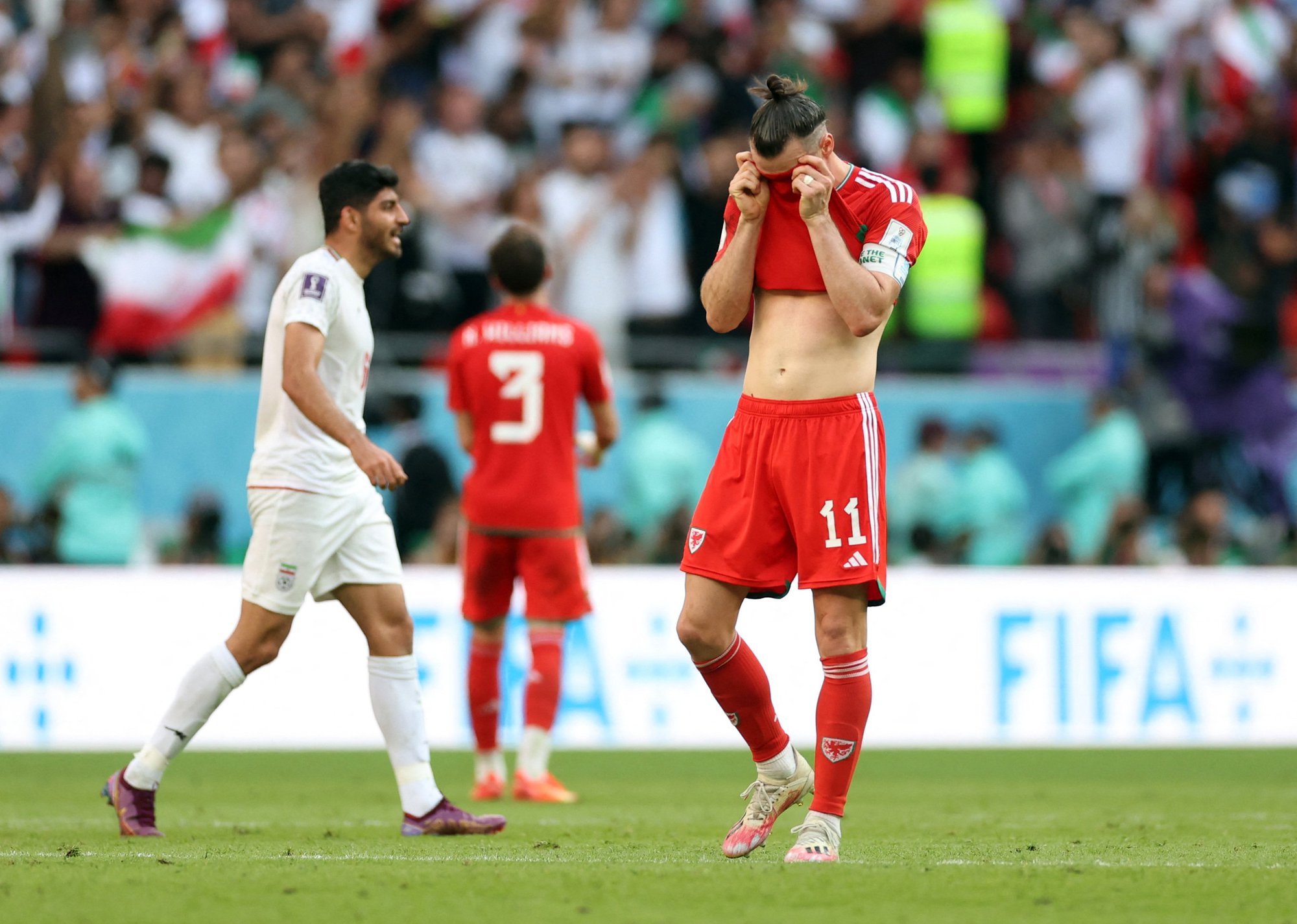 Iran đánh bại Xứ Wales ở phút cuối cùng - Ảnh 17.