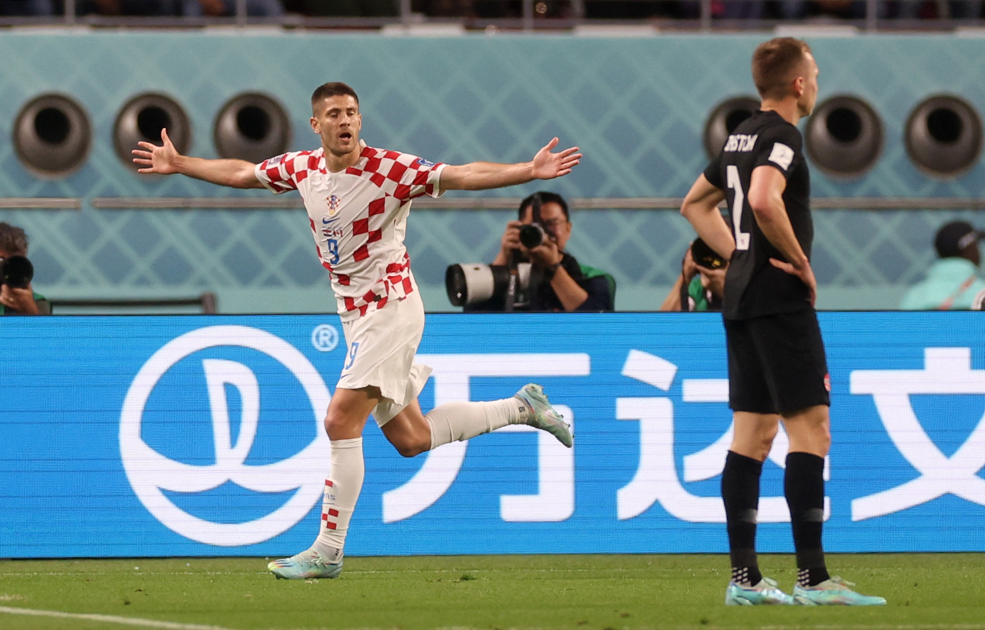 Croatia - Canada 4-1: Á quân thắng lớn, mơ vé vòng 1/8 - Ảnh 8.