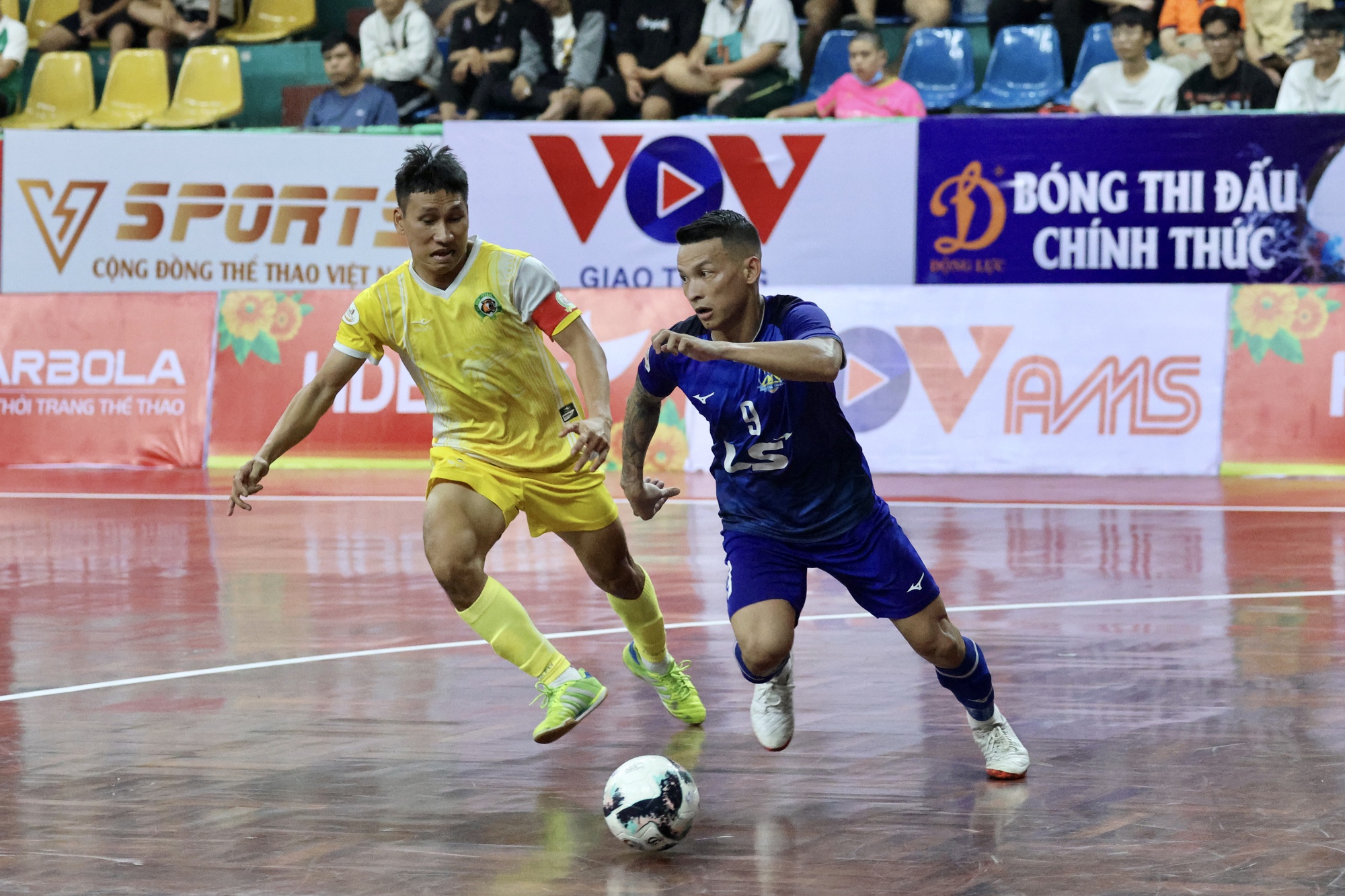 CLB Thái Sơn Nam tiếp tục trở thành cựu vương giải futsal quốc nội - Ảnh 2.