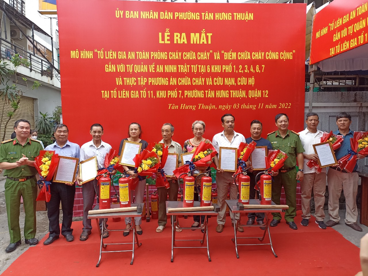 Đẩy mạnh nhân rộng mô hình Tổ liên gia an toàn PCCC và Điểm chữa cháy công  cộng trên địa bàn quận Dương Kinh