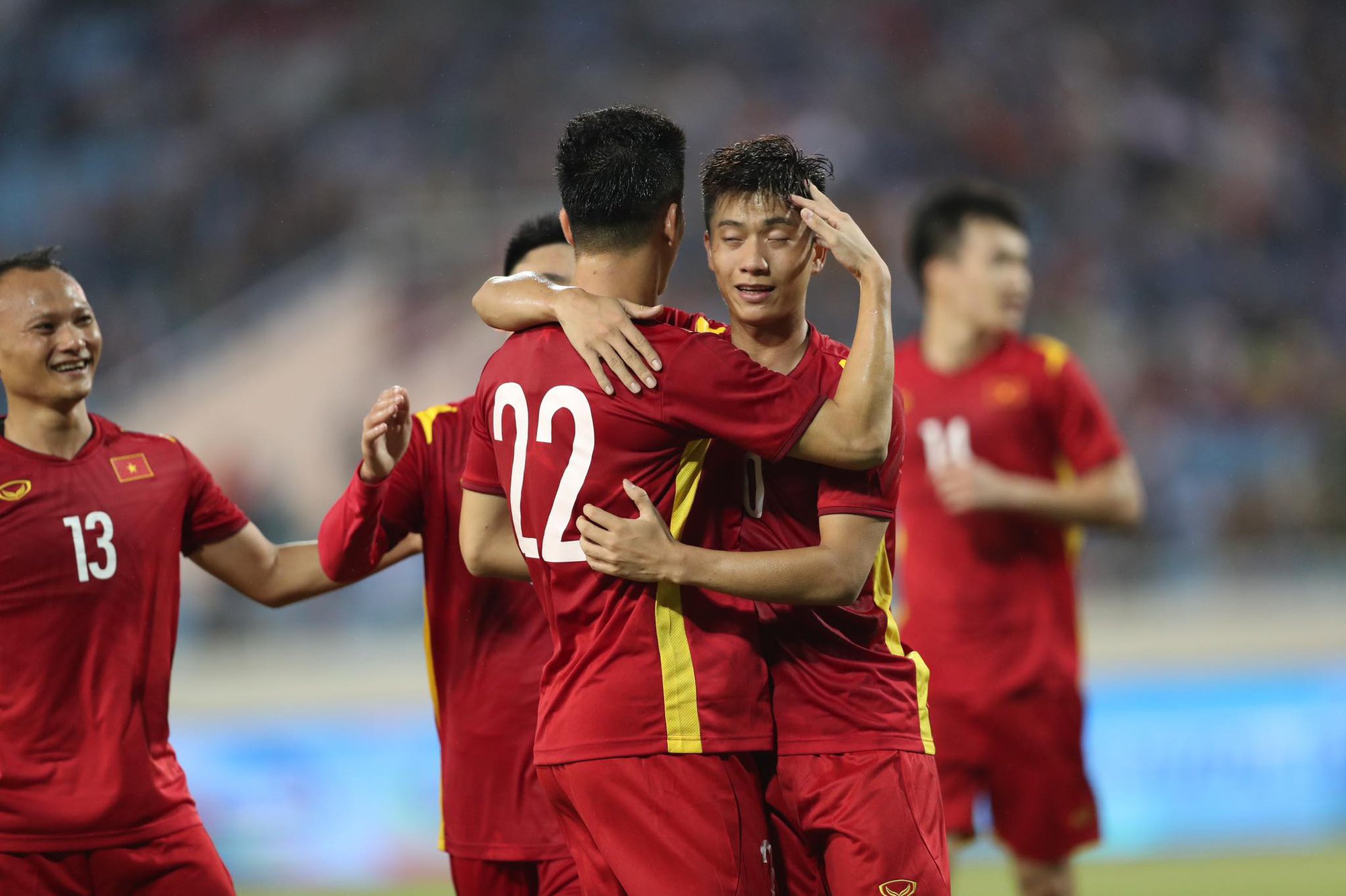 Tuyển Việt Nam thắng ngược CLB Dortmund - Ảnh 6.