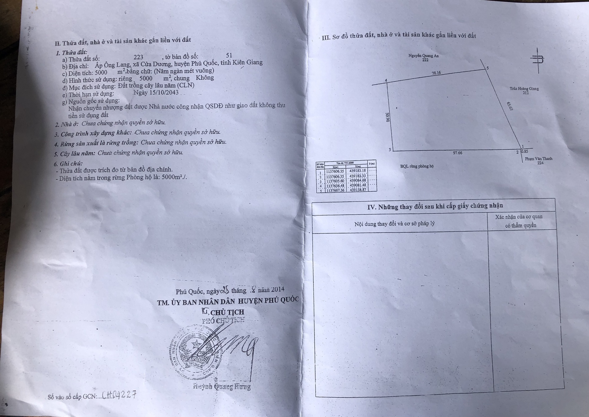 Phú Quốc: Người dân tố bị nhóm người lạ đến “cưỡng chế” đất, thách thức gọi công an - Ảnh 6.